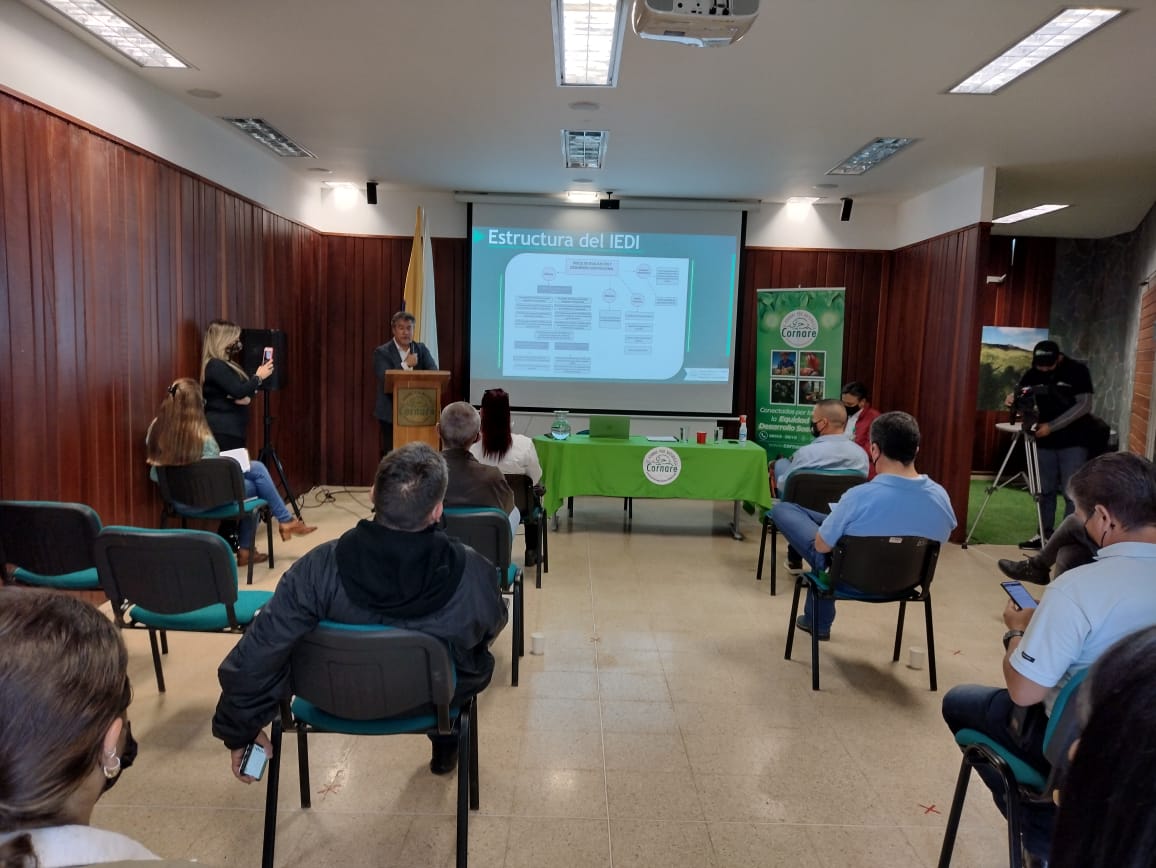 CORNARE LA MEJOR CAR DEL PAÍS: